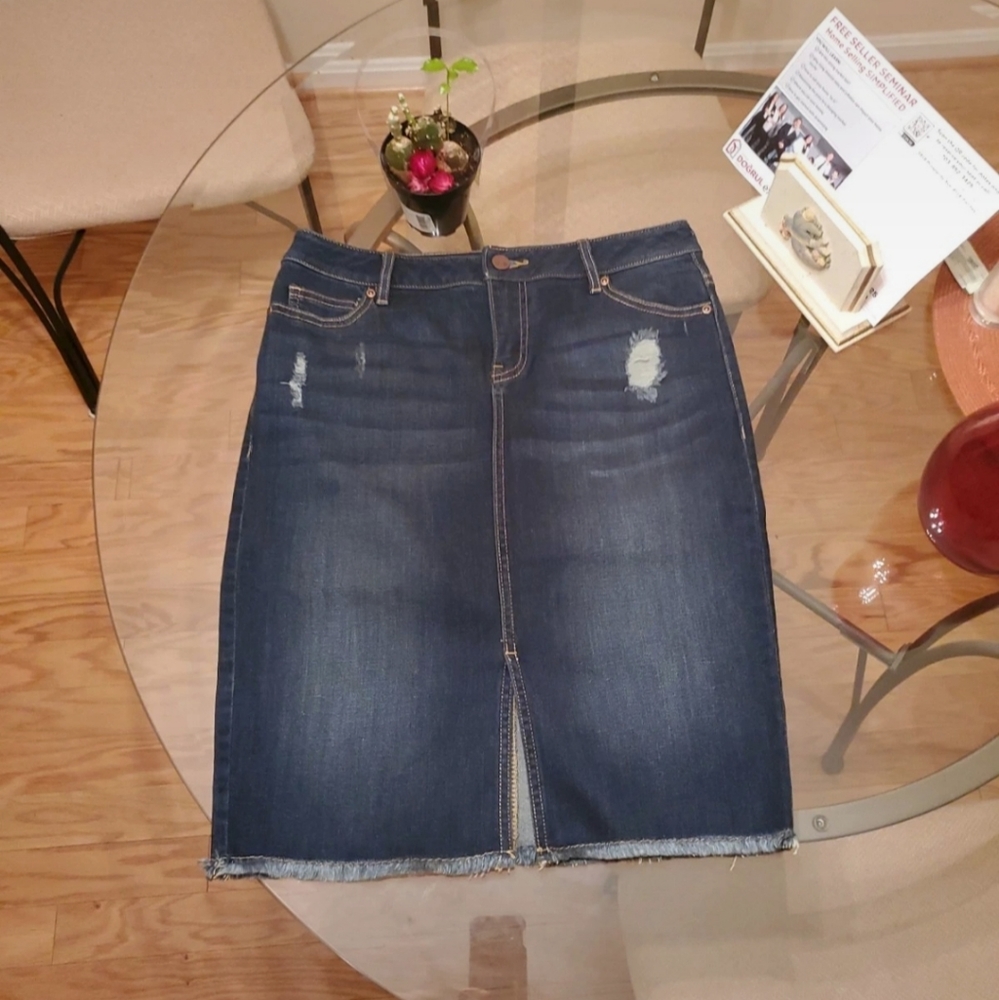 New York and Company jean skirt NWT